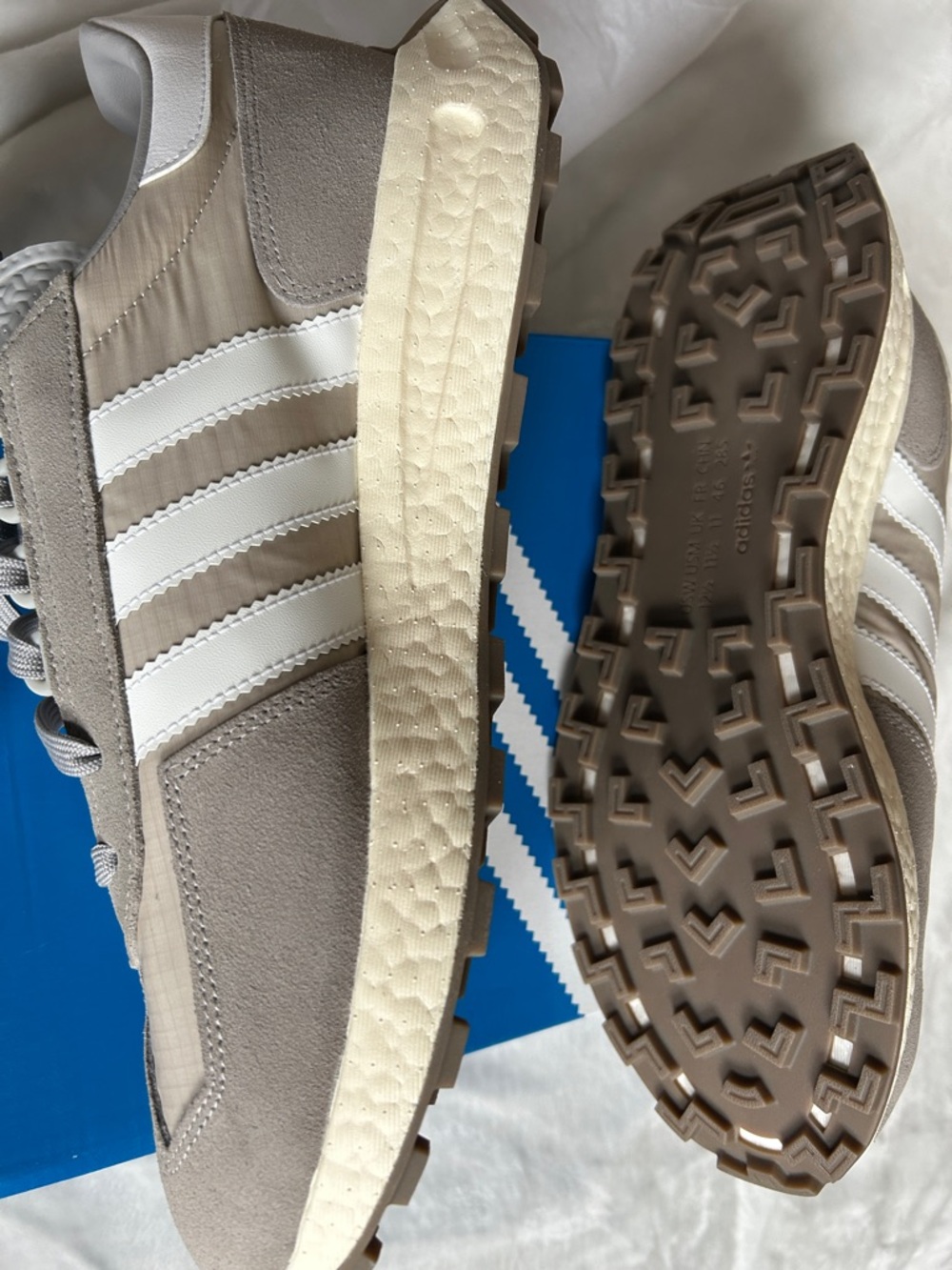 adidas Men’s Taupe and White Classic Runner Sneakers - Picture 5 of 8